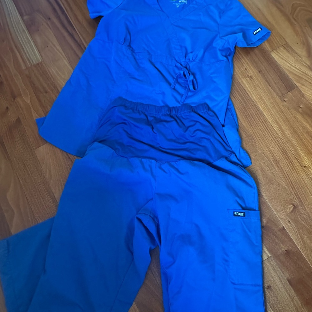 Grey's Anatomy maternity Blue Scrub Set